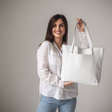 white tote bag